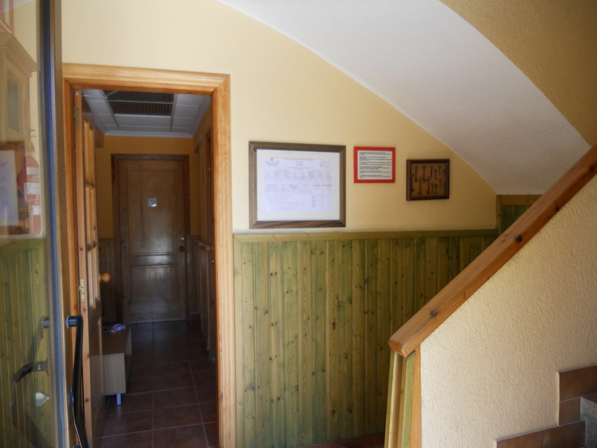 Hostal El Callejon Tarragona Eksteriør bilde