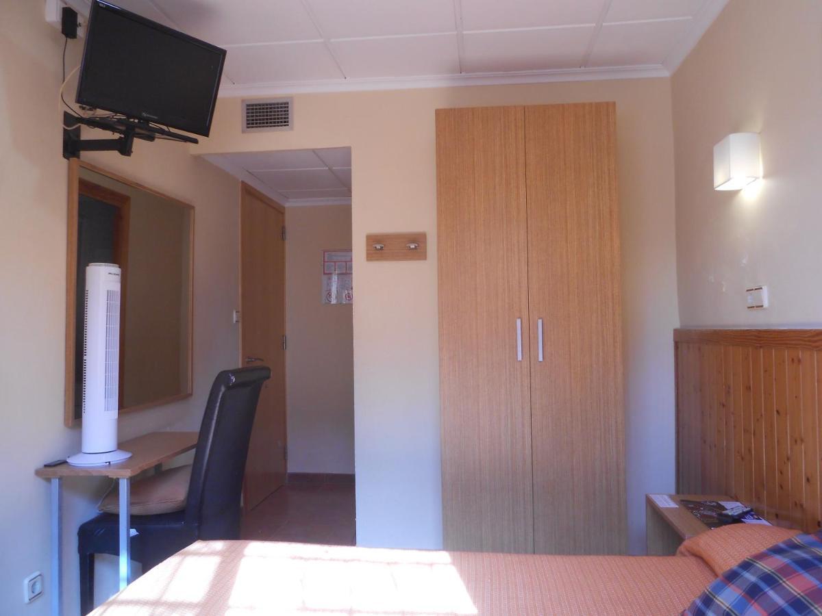 Hostal El Callejon Tarragona Eksteriør bilde