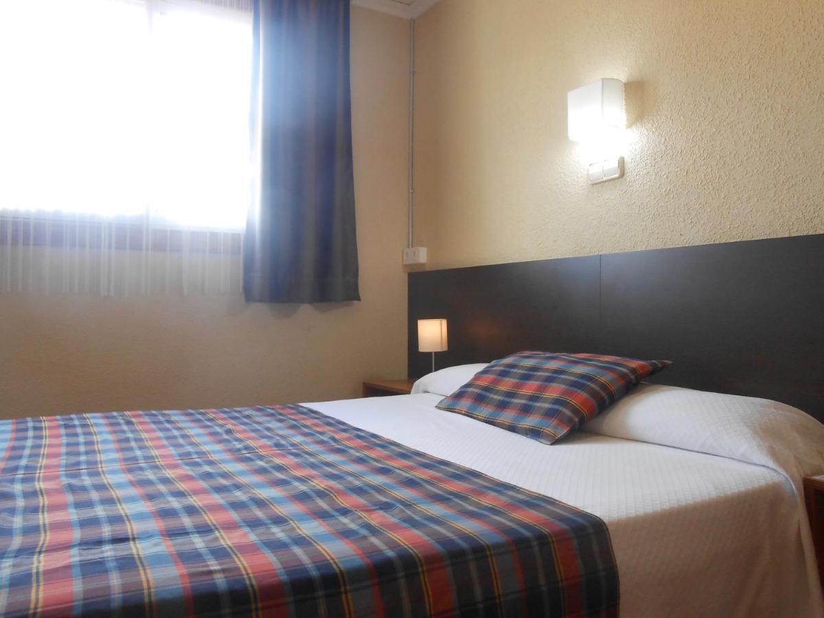 Hostal El Callejon Tarragona Eksteriør bilde