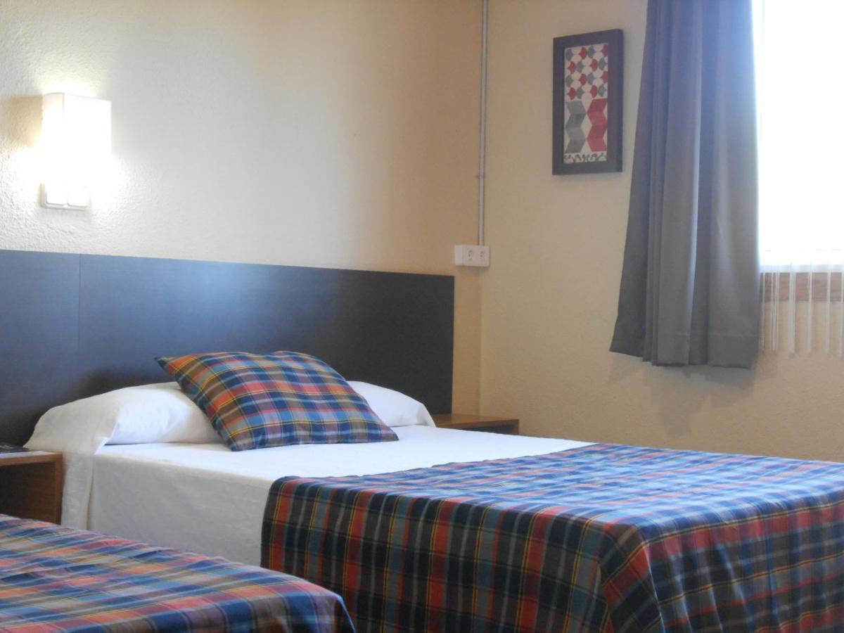 Hostal El Callejon Tarragona Eksteriør bilde
