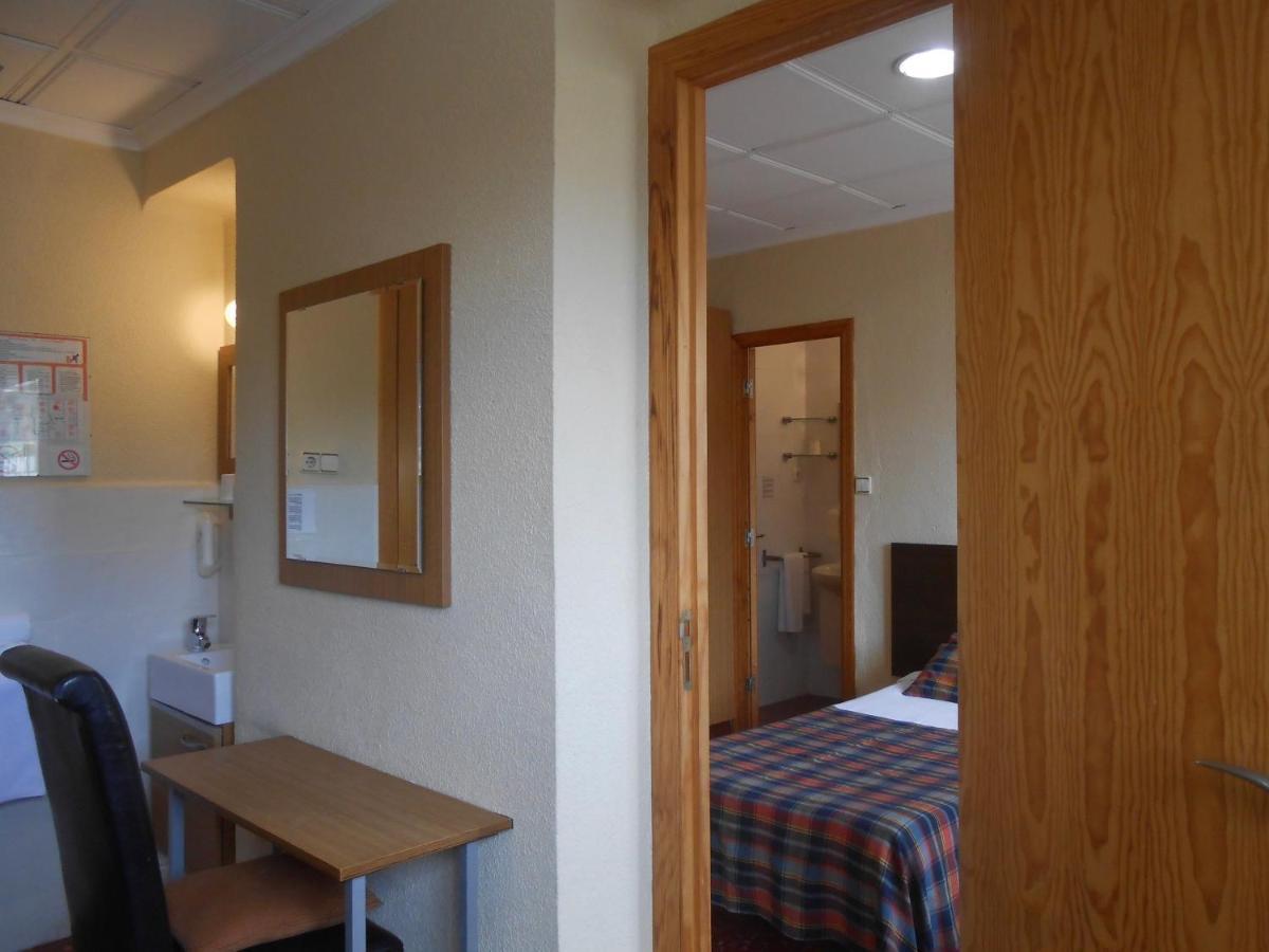 Hostal El Callejon Tarragona Eksteriør bilde