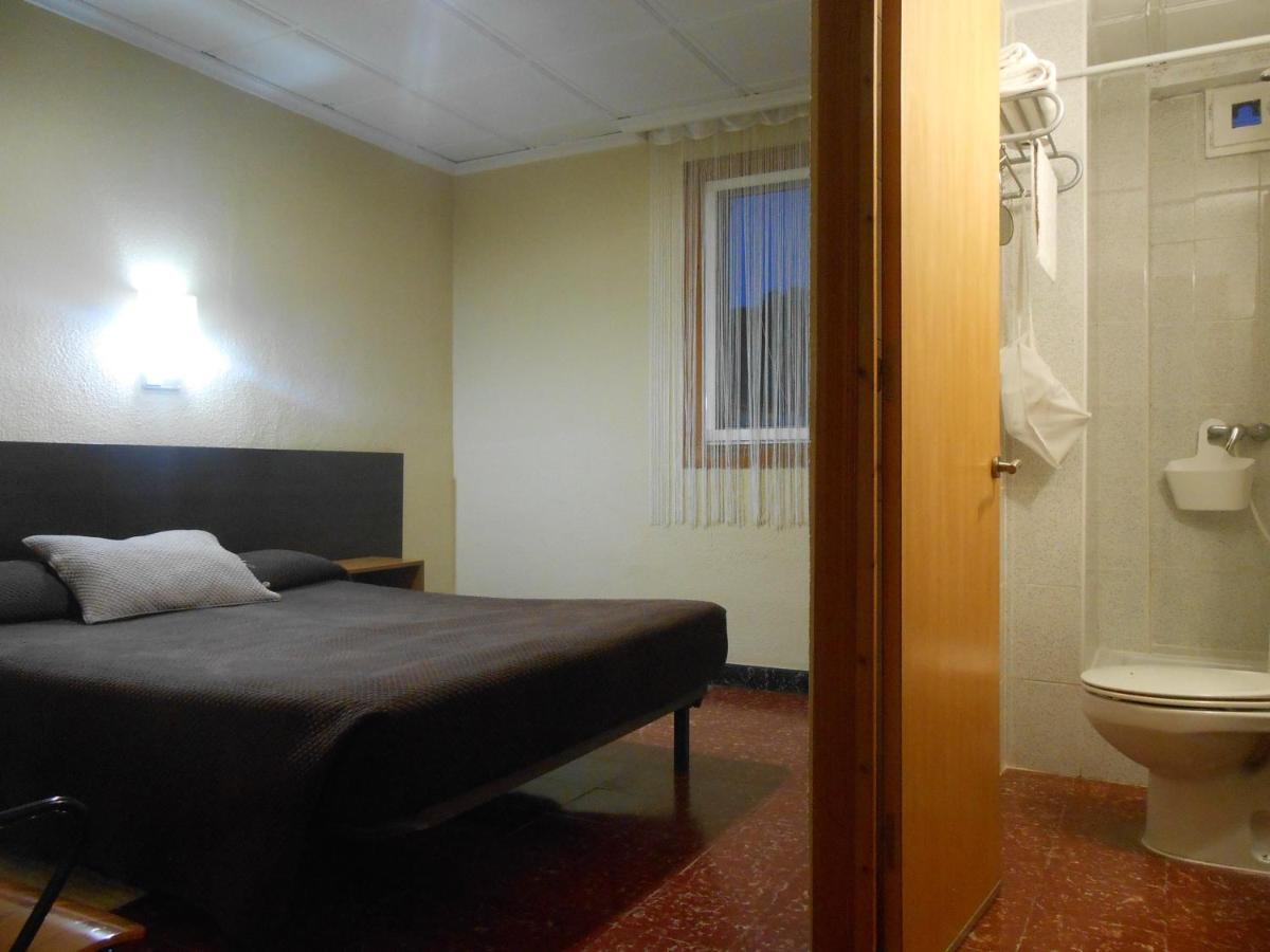 Hostal El Callejon Tarragona Eksteriør bilde
