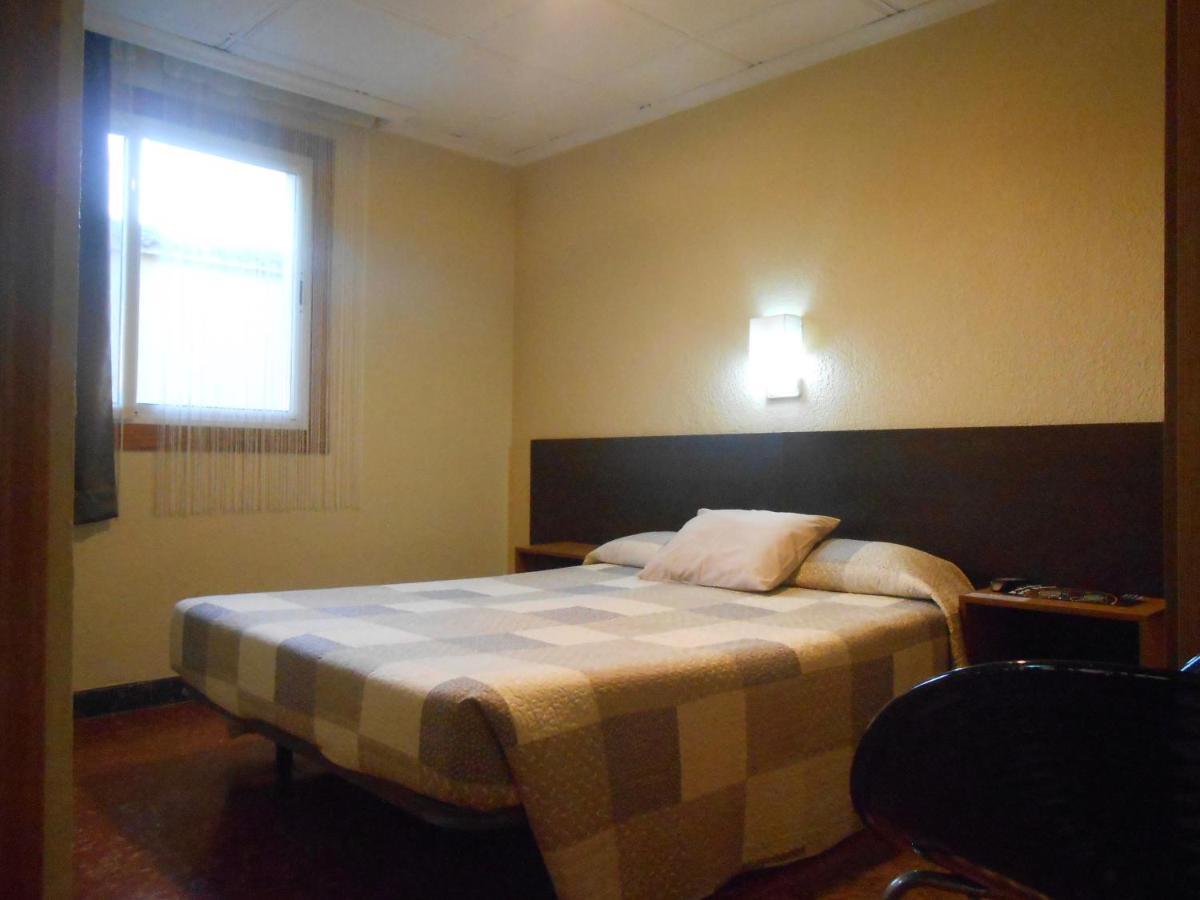 Hostal El Callejon Tarragona Eksteriør bilde