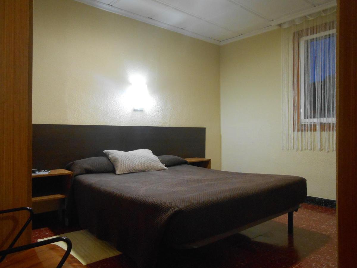Hostal El Callejon Tarragona Eksteriør bilde