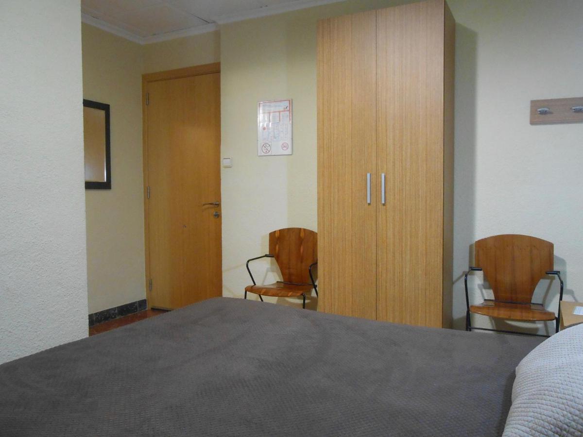 Hostal El Callejon Tarragona Eksteriør bilde