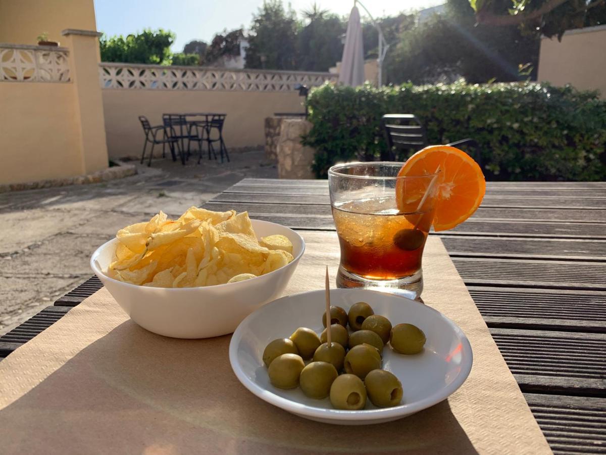 Hostal El Callejon Tarragona Eksteriør bilde